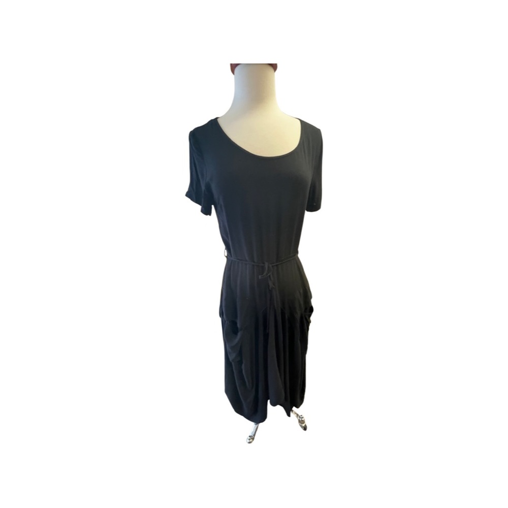 Black dress with cargo pockes